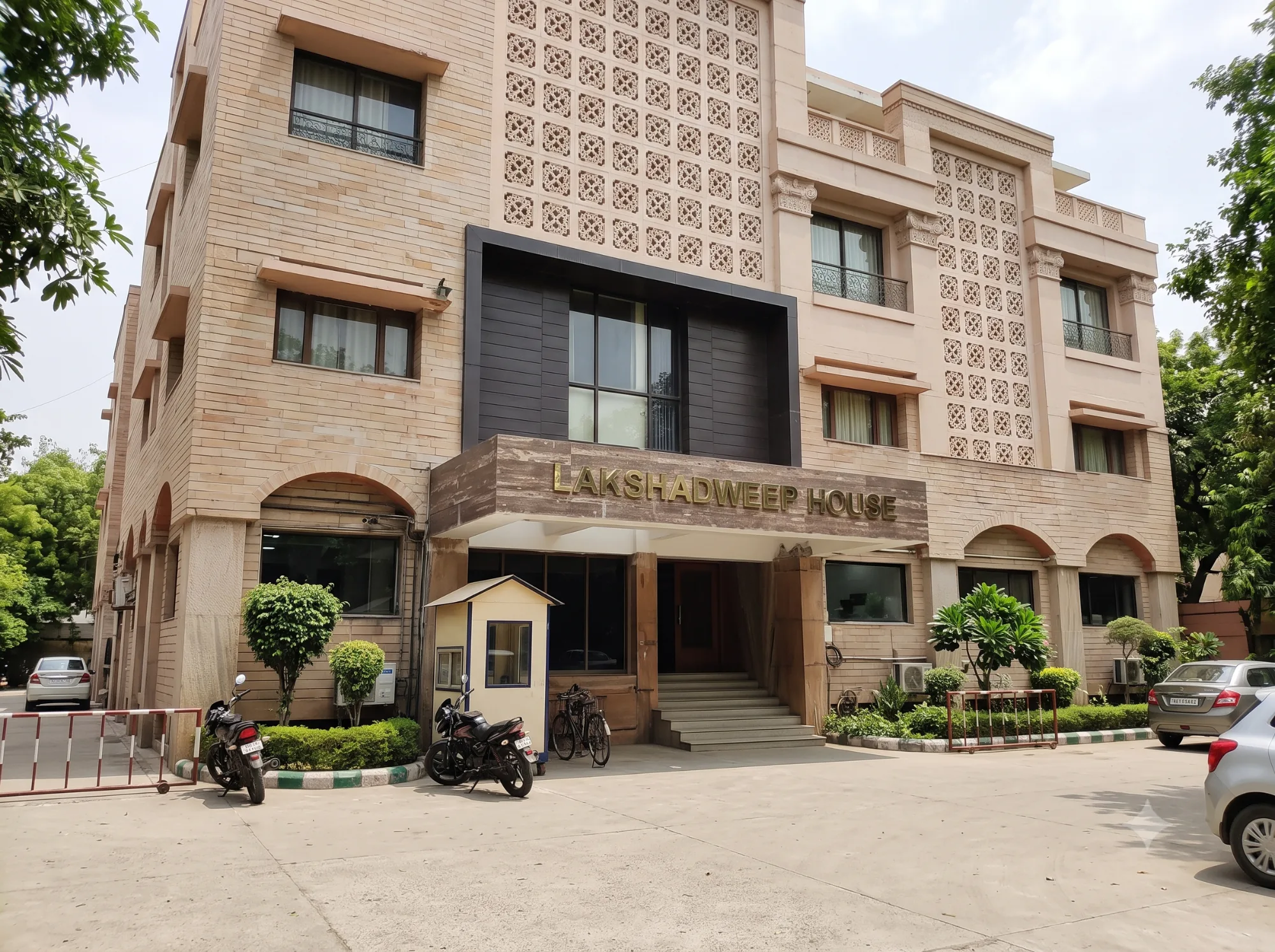 Lakshadweep House (Guest House)